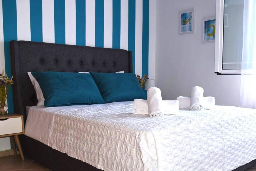 Pogonia Sea View Apartment Eksteriør billede